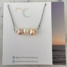 Load image into Gallery viewer, Pearl Bar Necklace