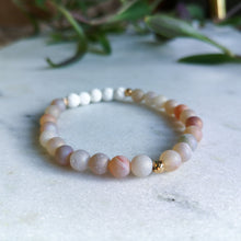 Load image into Gallery viewer, Peach Druzy Essential Oil Diffuser Bracelet