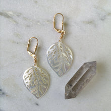 Load image into Gallery viewer, Mother Of Pearl Leaf Earrings
